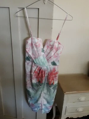 $19.99 • Buy BNWOT Gorgeous Floral Patterned Womens' Dress - Size 8 [Suit S]