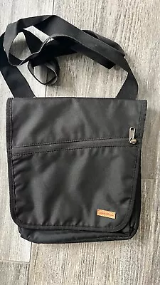 EDDIE BAUER Small Black Travel Crossbody Tablet Bag W/Zip & Adjustable Strap • $12