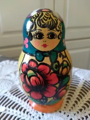 5 Piece Nesting Doll Made In Russia With Beautiful Vibrant Colors  • $20