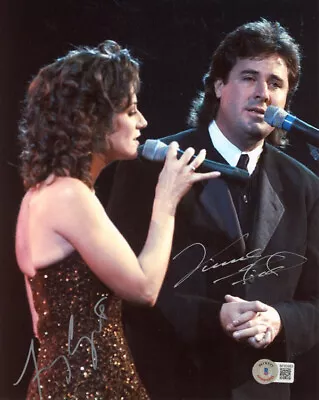 AMY GRANT VINCE GILL DUAL SIGNED 8x10 PHOTO CHRISTIAN COUNTRY COUPLE BECKETT BAS • $165