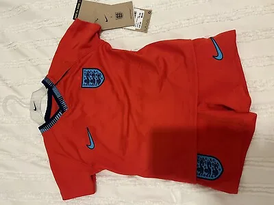 England Baby Kit • £14
