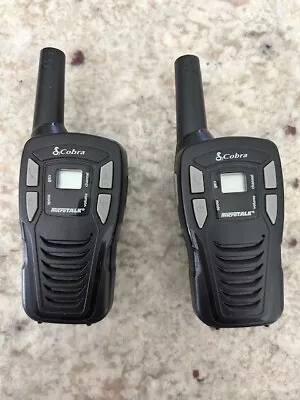 Cobra Walkie Talkies CXT 145 16 Miles Wireless Range 2-pack;  22 Channels • $21