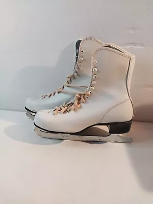 Figure Skates Size 8 Womens White Product Of Canada  • $20