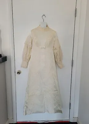 Vintage ILGWU Union Made Wedding Dress Ivory Satin Lace Bling Refer To Photos  • $37