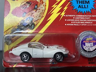 Custom Mako Shark WHITE LIGHTNING 1:64 Scale Diecast By Johnny Lightning • $10.45