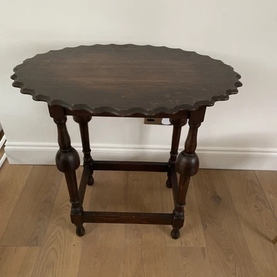 £25 • Buy Antique Dark Oak Oval Side Lamp Hall Table Solid Wood Scalloped Edge.
