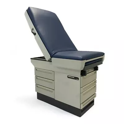 Midmark 404-005 Exam Chair  -  Reconditioned • $700