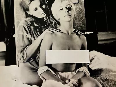 Lust For A Vampire Pippa Steel Gives Yutte Stensgaard Massage 8x10 Photo • £14.47