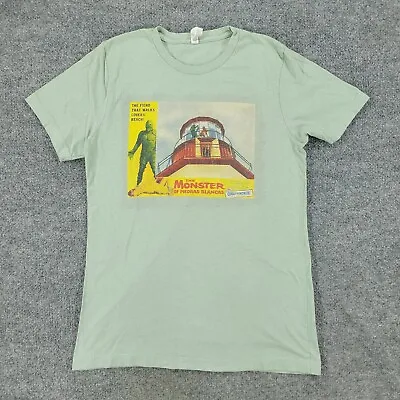 The Master Of Piedras Blancas Shirt Men Medium Green Monster Movie Short Sleeve • $9.99