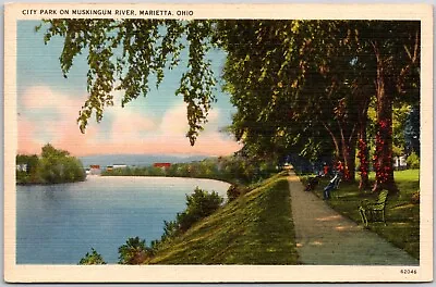 Marietta Ohio Park Benches In The City Park On Muskingum River Postcard • $7.76