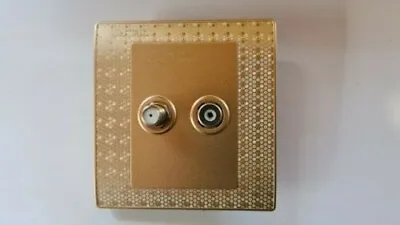 Coax Tv Aerial & Satellite  Screw Less Type Face Wall Plate  Socket Sky Gold New • £12.99
