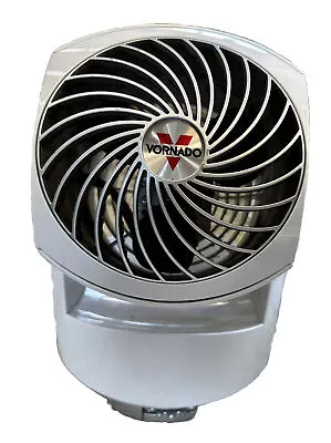 Vornado Flippi V10 Compact Oscillating Vortex Airflow Air Circ Fan White Black • $13