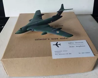 £39.95 • Buy Jeffrey Stevenson Handley Page Victor Bomber Mk 2 Aeroplane Model