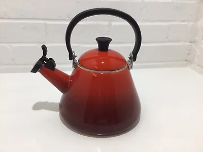 Le Creuset  Lone Stove Whisking Kettle  Red • £30
