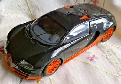 Minichamps 1/18 Scale - Bugatti Veyron Super Sport 2011 Carbon + Orange • £50