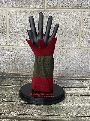 £83.31 • Buy Freddy Krueger Glove Stand Display W/ Sweater A Nightmare On Elm Street Prop
