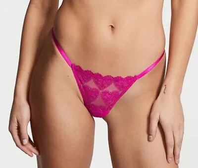 Victoria's Secret Pink Heart Embroidery V-String Panties Size S Heart Charm Back • $36.49
