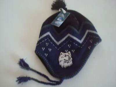 Uconn Huskies Pom  Toboggan Knit Vintage Beanie Skull Hat Cap • $15.60