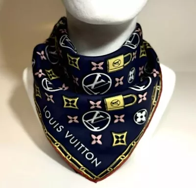 Louis Vuitton Charming Monogram Square Scarf 45 100% Silk Made In Italy • $385