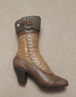 $9 • Buy Just The Right Shoe Victorian High Button Boot Figurine Signed Raine