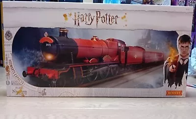 Hornby R1234M Harry Potter Hogwarts Express Train Set • £300