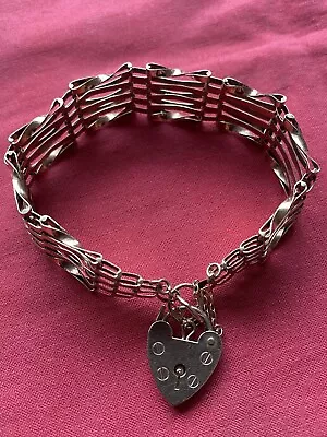 9ct Gold Ladies Bracelet 375 Gold 5 Bar Gate Bracelet Gold • £345