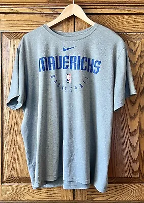 Dallas Mavericks Nike Center Swoosh Dri-Fit Short Sleeve T-Shirt Men's XXL • $20