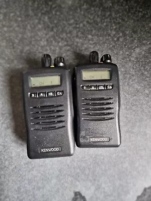 Kenwood Uhf 4 Watt Walkie-talkie Two Way Radios • £40