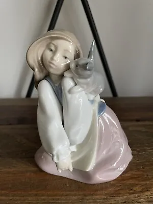 £27.99 • Buy NAO By Lladro Figurine Girl With Rabbit On Shoulder 2003, Valencia Spain @Daisa