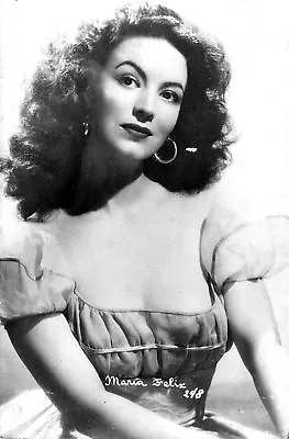 GLOSSY PHOTO PICTURE 8x10 Maria Felix Blacka And White • $3.98