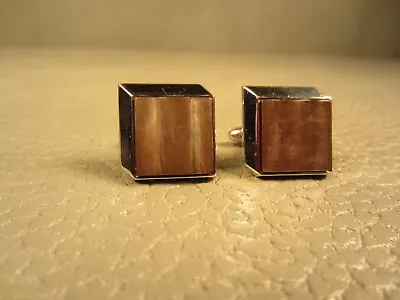 Vintage Mid Century Modern 3-D MOP Ribbed Square White Gold Plated Cuff Links  • $16.75