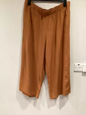 H&M H And M Orange Rust Cropped Pull On Trousers Culottes Size Xl  • £4.99