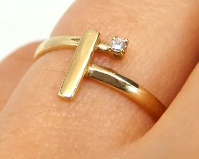 14K Yellow Gold Diamond Bar Line Dainty Ring Size 5.5 • $119