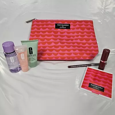 Marimekko For Clinique Travel Makeup Bag • $18.99