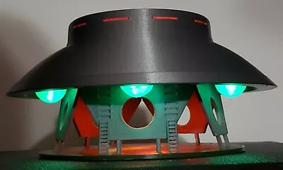 The Invaders UFO/Flying Saucer - Large - Landed With Stand & Lights • £199.49