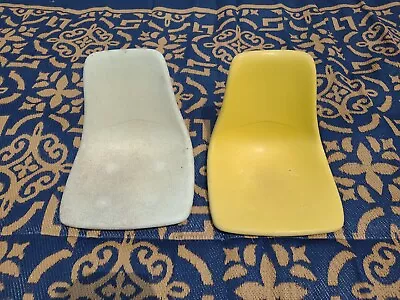 2 Herman Miller Eames Style Fiberglass Side Shell Chair White & Yellow VTG  • £61.49