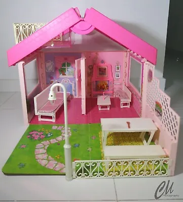 Vintage Barbie Fold ‘N Fun Home Dream House 1992 Mattel #1545 Missing Accesories • $71