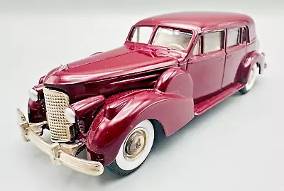 Rextoys 1:43 - 1938-40 Cadillac V16 Sedan - Maroon • $9.50