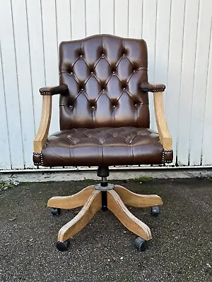 Stunning Brown Leather Chesterfield Gainsborough Chair Captains Chair • £335