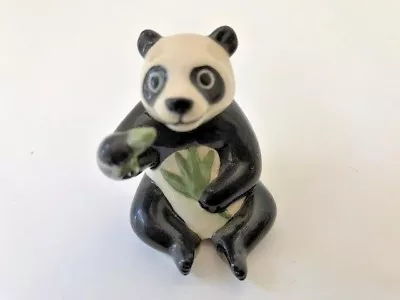 Hagen-Renaker Miniature Statue Papa Panda Eating Bamboo Figurine Preowned GUC • $6.50