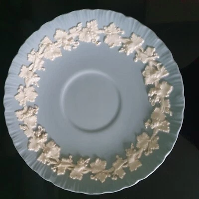 £3 • Buy Wedgwood Etruria And Barlaston Embossed Queen's Ware Saucer