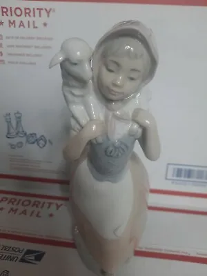 Lladro Daisa Girl With Lamb Nao Statue Figurine • $39.96