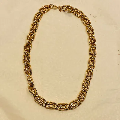 Thick Sarah Coventry Intricate Vintage Gold Tone 18  Chain Necklace • $17.95