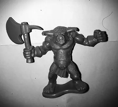 Talisman Warhammer Quest Minotaur. Warhammer Fantasy Plastic Miniatures 90s GW • £11.50