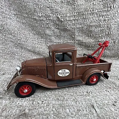 Road Signature 1934 Ford Pick Up Wrecker Tow Truck Brown Die-cast 1:18 Scale • $34.95