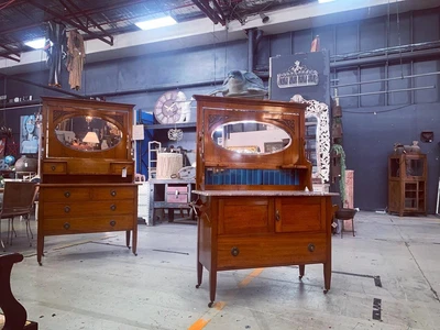 $500 • Buy Antique Marble Wash Stand