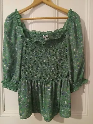 Max Studio Womens Top Size Large • $19.95