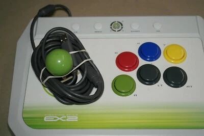 MATOS : un stick arcade Hori compatible Xbox 360, Xbox One et PC