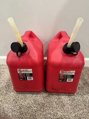 (1) Blitz 5 Gallon Red Plastic Vented   Gas Can W Flex Spout Nozzle Pre Ban USA • $59.99