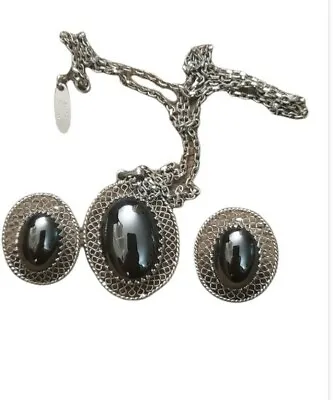 Vintage Whiting & Davis Faux Hematite Necklace And Clip-On Earring Set • $24.99